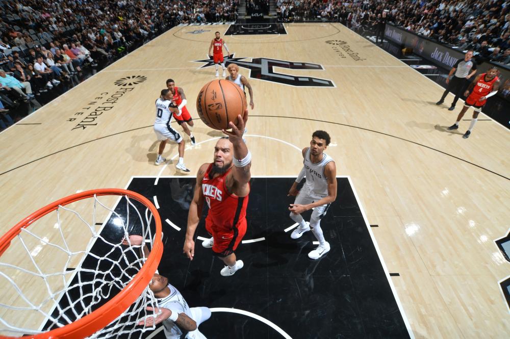 帮助他在高 帮助他在高