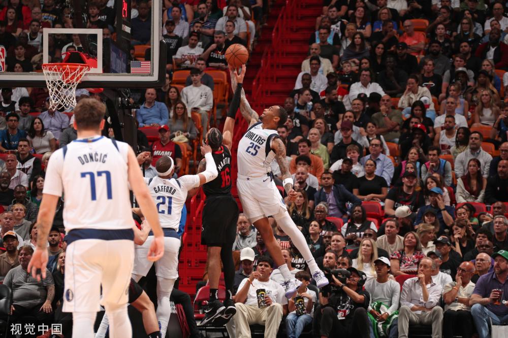 球员周一接 球员周一接